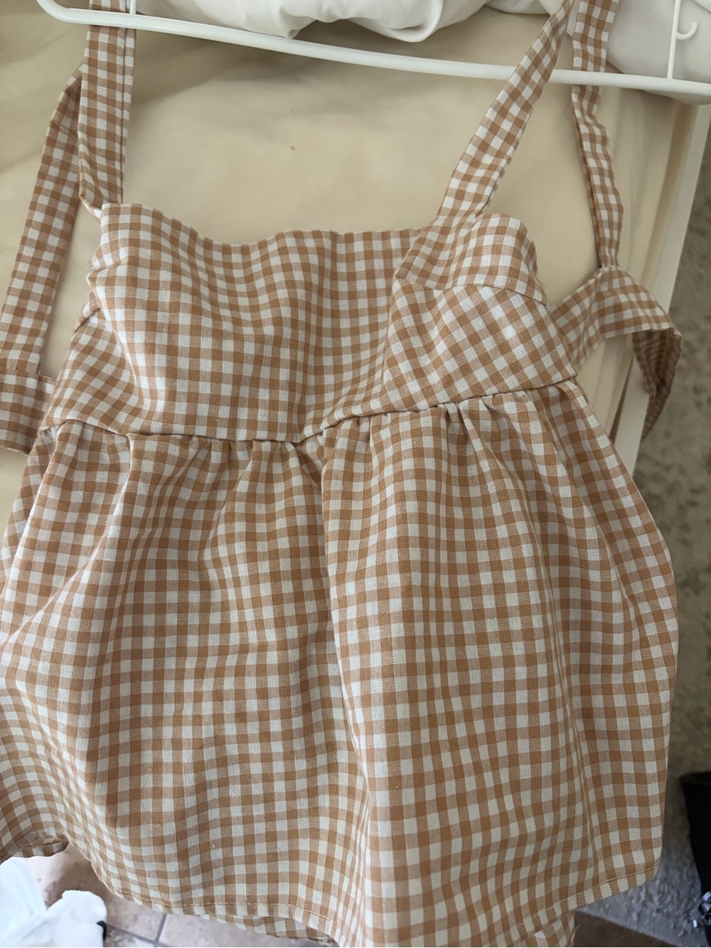 SHEIN Beige and White Gingham Square Neck Tank Top